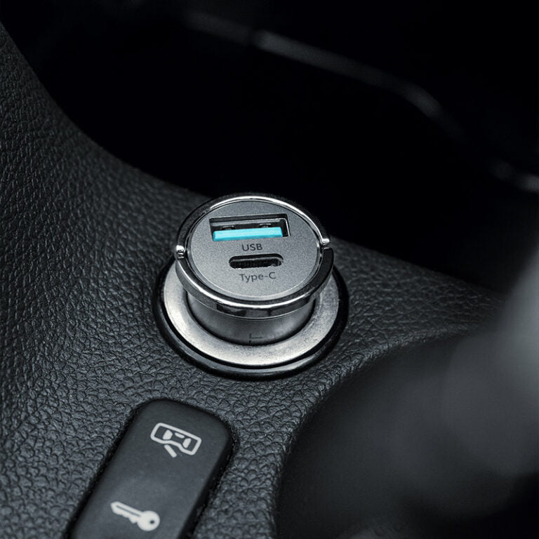 CAR QUICK CHARGER
